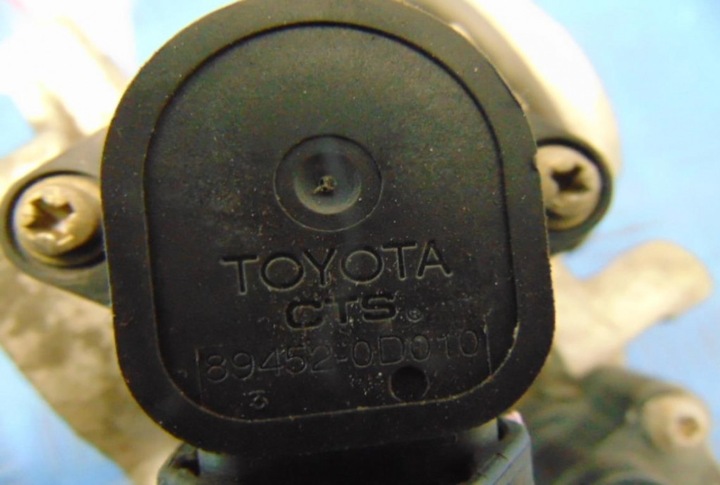 фото №7, Toyota yaris i 1.3b дроссельная заслонка 89452-0d010