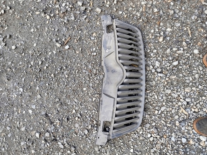 фото №1, Решётка радиатора решётка 5j0853668b skoda fabia ii fl roomster