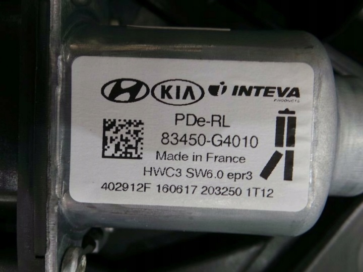 фото №4, Hyundai i30 iii 18 универсал подъемник стекла зад