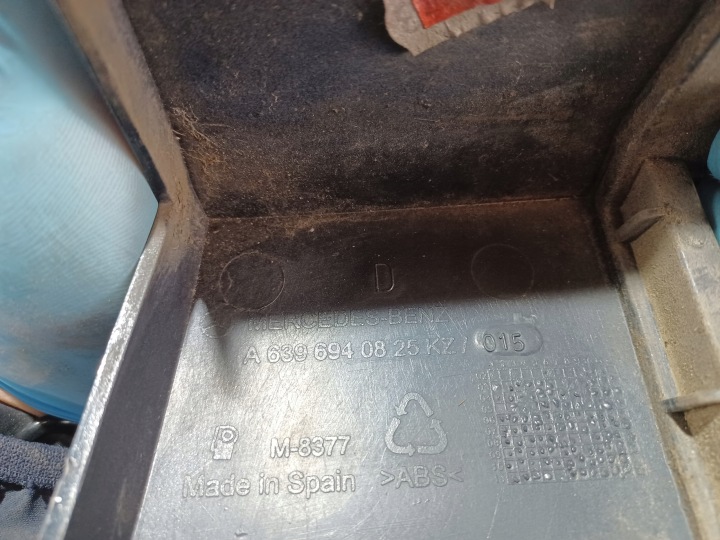 фото №11, Mercedes vito w639 viano молдинг róg бампера праве заднє зад a6396940825