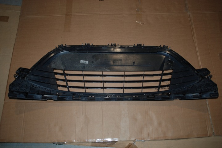 фото №14, Ford s-max mk1 рестайлинг 10- решётка решётка средняя бампера am21-17b968-b