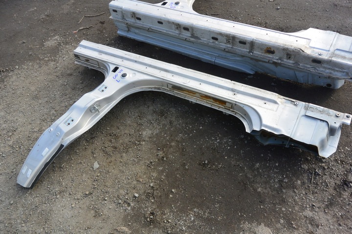 фото №2, Maserati quattroporte vi порог стойка левый правые