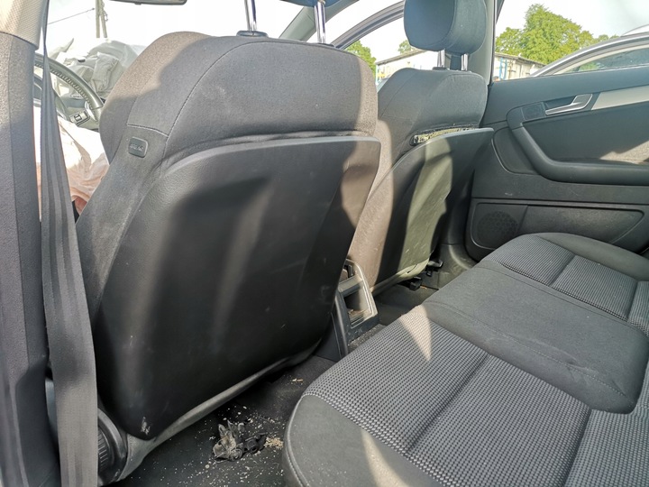 фото №13, Сиденья audi a3 sportback рестайлинг 2010r обивка двери