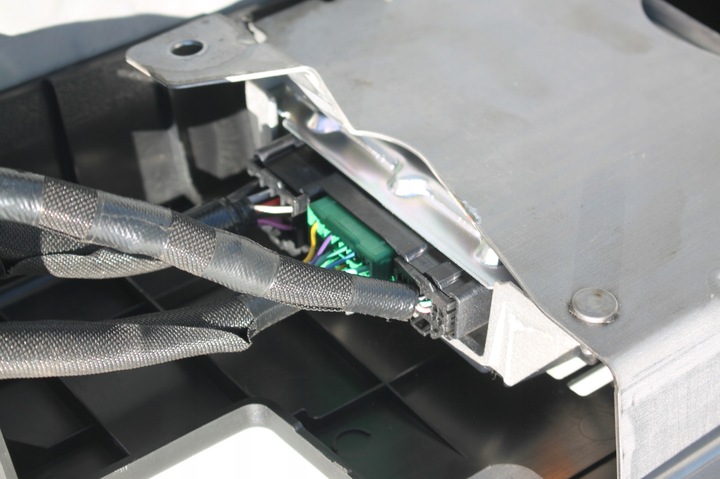 фото №11, Озвучення bose підсилювач сабвуфер динаміки штекери mazda cx-3 14-21