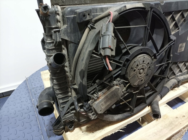 фото №5, Ford focus mk2 1.6 tdci комплект радиатор вентилятор 3m5h-8c607-na