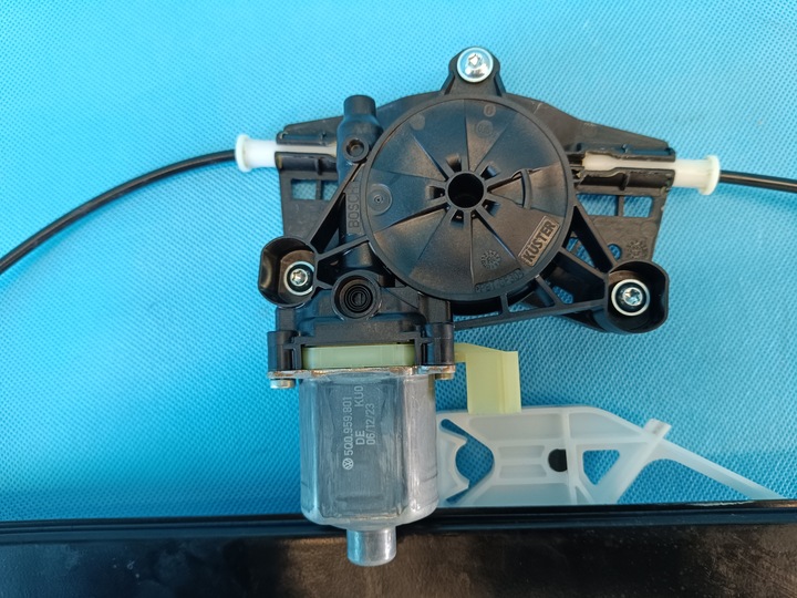 фото №8, Audi q3 f3 sportback 1.4 tsi 2024r механизм стёкла дверь левый зад 83a839461