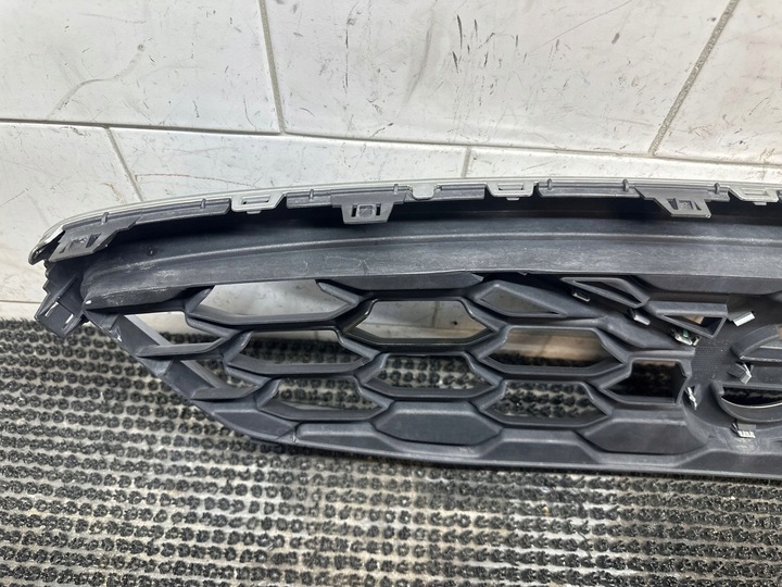 фото №7, Решётка радиатора переднее volvo v40 cross country 31301890