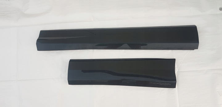 фото №1, Audi q3 s-line 83a 18- планка накладка na дверь левая зад