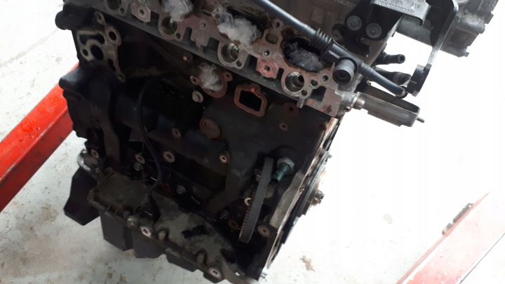 фото №12, A4 b9 8w двигун стійка 2.0 tfsi dlv dlvb a5 8w