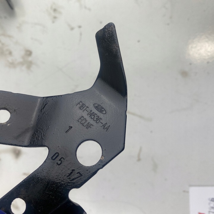 фото №9, Тримач підтримка кронштейн ford focus fiesta 1.5 1.6 hdi tdci