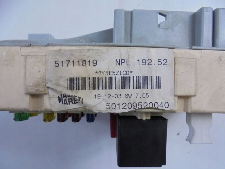 фото №8, Fiat stilo коробка предохранителей 51711819