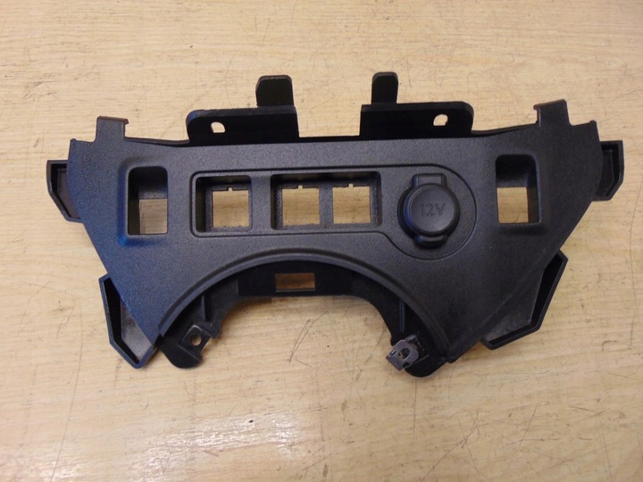 фото №1, Рамка середня консолі панель гніздо berlingo iii