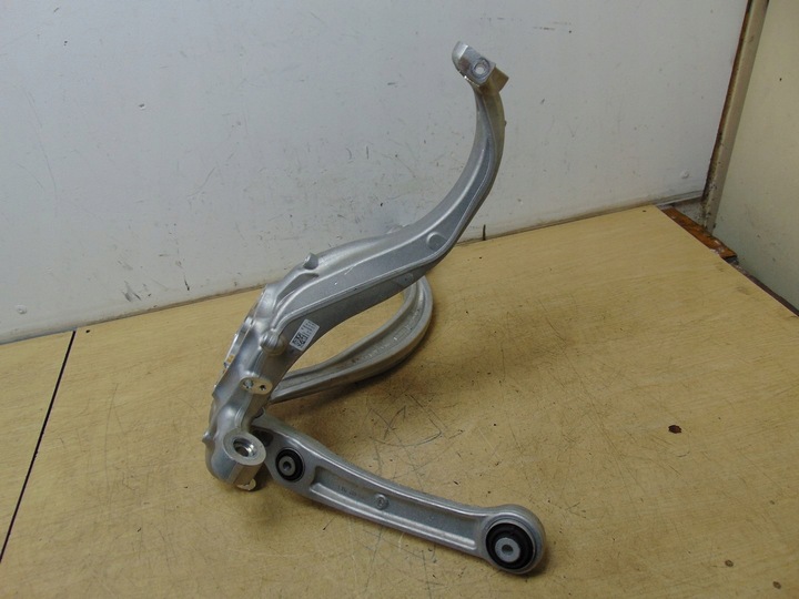 фото №5, Поворотна опора права перед важелі audi q7 4m0407560 4m0407156e