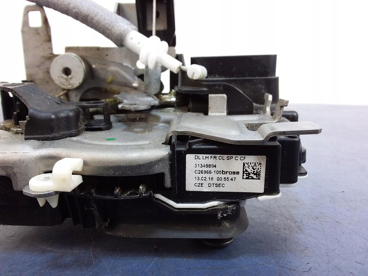 фото №4, Volvo xc60 ii замок двері перед лівий 6 pin