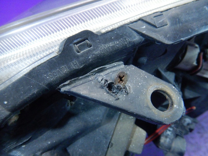 фото №6, Toyota avensis ii t25 рестайлинг fl лампа перед правая фара правые европа eu