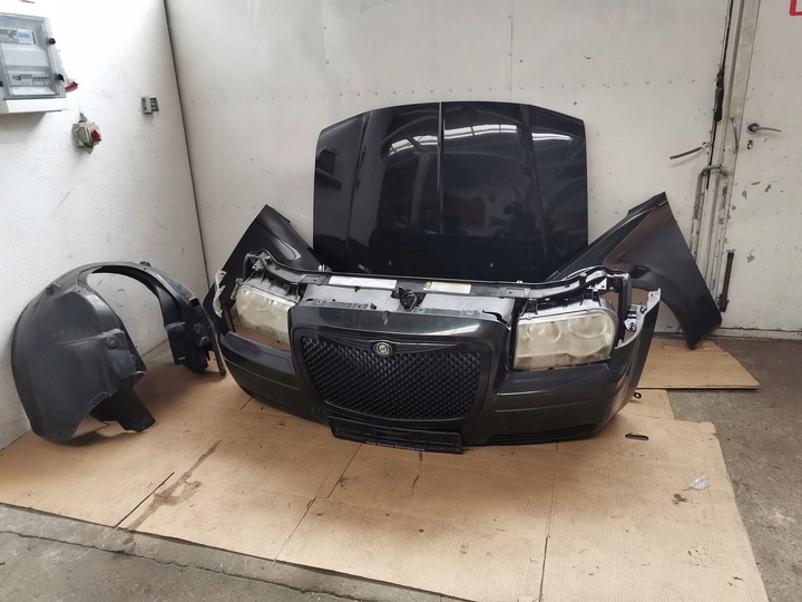 фото №1, Chrysler 300c перед бампер крило капот лампа eu