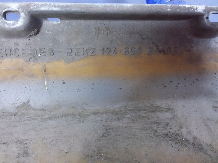 фото №5, Mercedes w124 універсал планка накладка порогова права