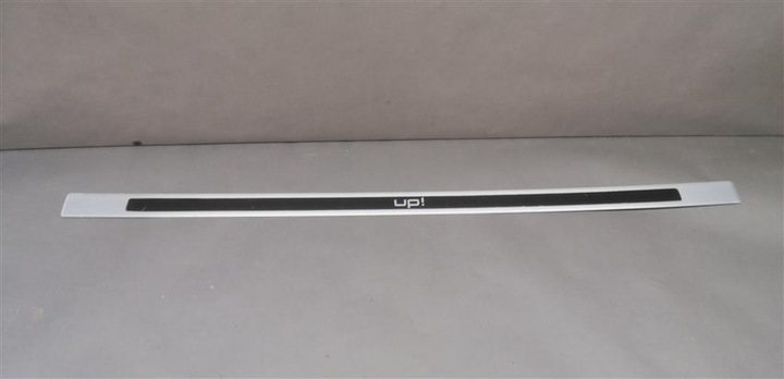 фото №1, Планка накладка порога права vw up 3 двері