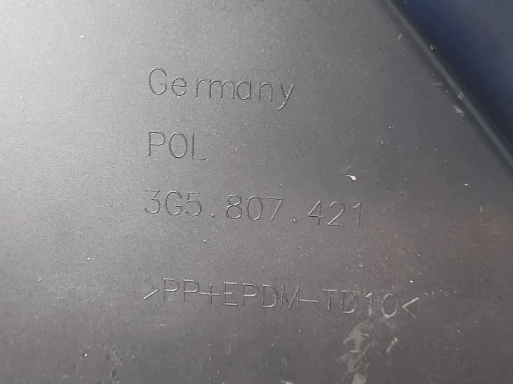 фото №16, Passat b8 1.6 tdi 18r бампер задний 4x pdc 3g5807521 3g5807421 комплектный