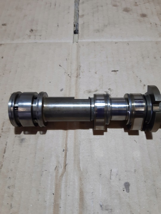 фото №12, Audi q5 8r 3.2 fsi cal вал розподільний вал випускний правий 06e109102at