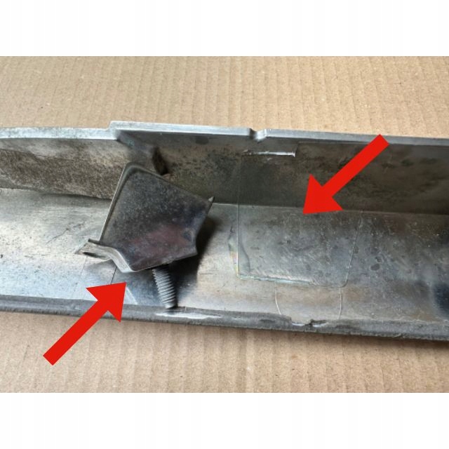 фото №13, Молдинг освітлення номерного знака зад ford s-max am21r43404ab