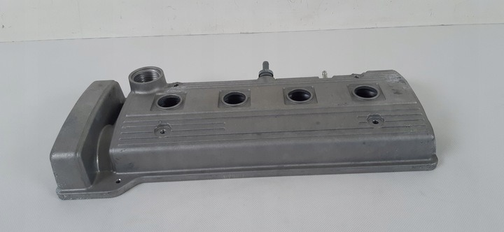 фото №5, Toyota corolla 97-08 1.6 1.8 кришка клапанів 11210-15071