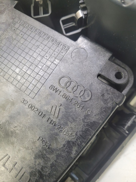 фото №5, Рамка тунель середній audi a4 b9 a5 8w 8w1863261c
