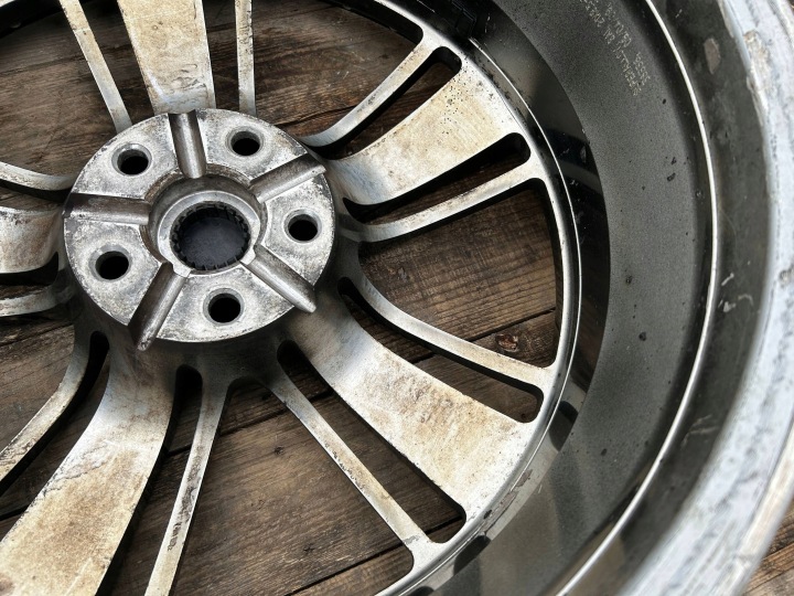 фото №11, Koło диск диски алюминиевый диск 21" 21x8.5j chevrolet camaro 2009-