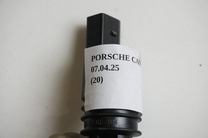 фото №8, Помпа склоомивача porsche cayenne ii 92a 1k6955651