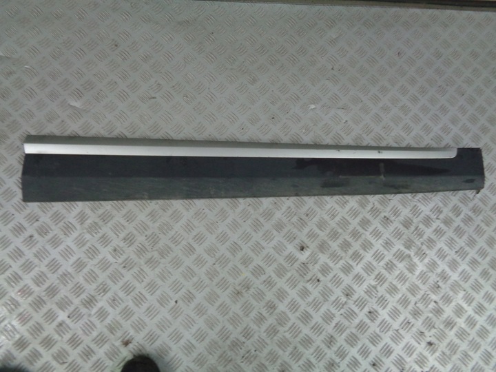 фото №1, Mg zs ev 2022 планка двері правих праві перед передніх