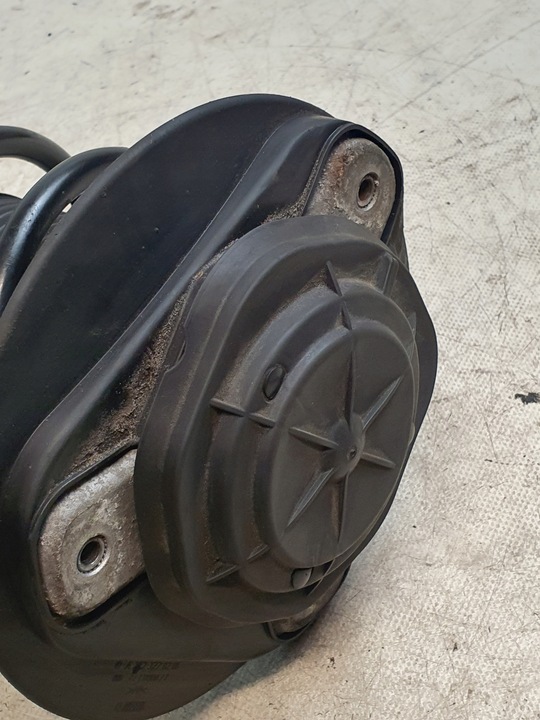 фото №14, Амортизатор левый перед оригинальный номер a2123235600 mercedes w212 2.2 cdi 10r.