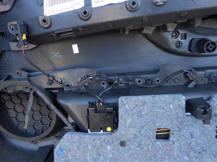 фото №7, Citroen c5 iii x7 боковина двері правий перед