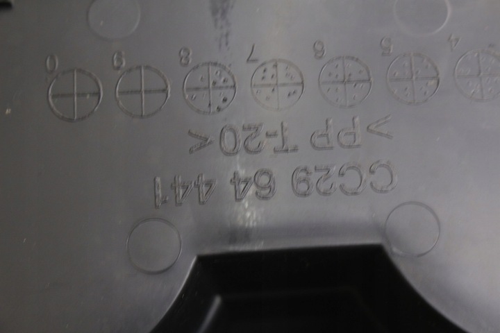 фото №12, Mazda 5 cr рестайлинг i 2.0 16v туннель подлокотник бардачок