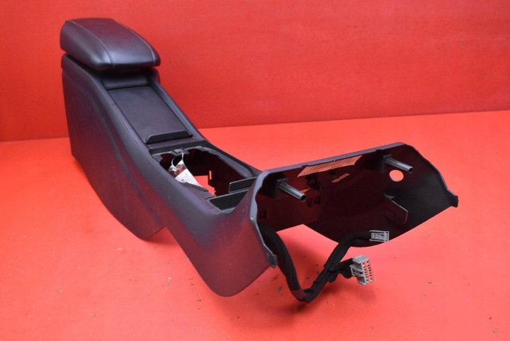 фото №7, Туннель средний подлокотник eu 01302307 volvo s40 v40 2 ii рестайлинг 16-20