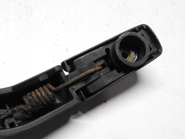 фото №13, Toyota auris i 5d рычаг дворники крышки зад