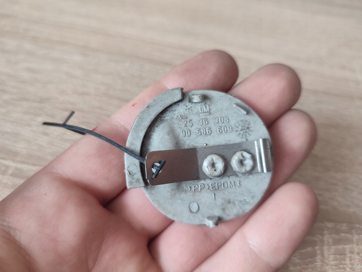 фото №2, Заглушка фаркоп перед opel vectra b z163 90586609