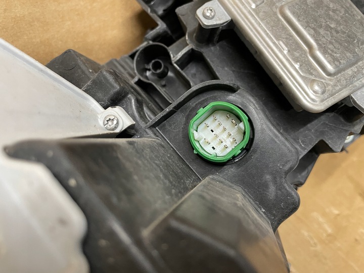 фото №7, Alfa romeo giulia лампа перед ліва європа 50558651 ідеальна bi ксенон