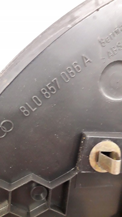 фото №16, Защита панели консоли audi a3 8l рестайлинг 8l0857085a 8l0857086a
