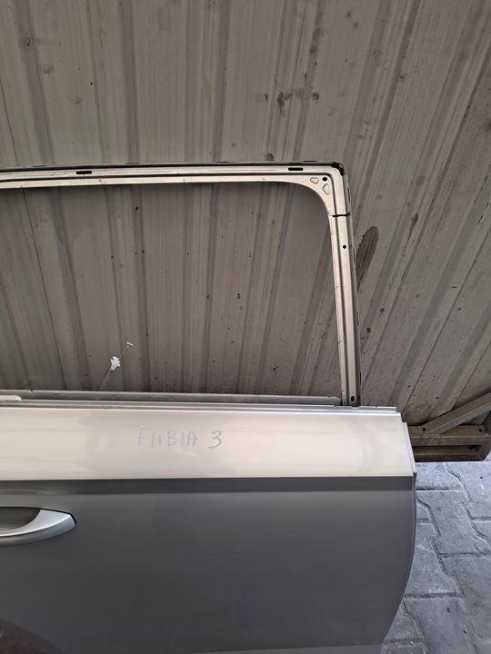 фото №6, Дверь правый зад задние fabia iii hb la7w