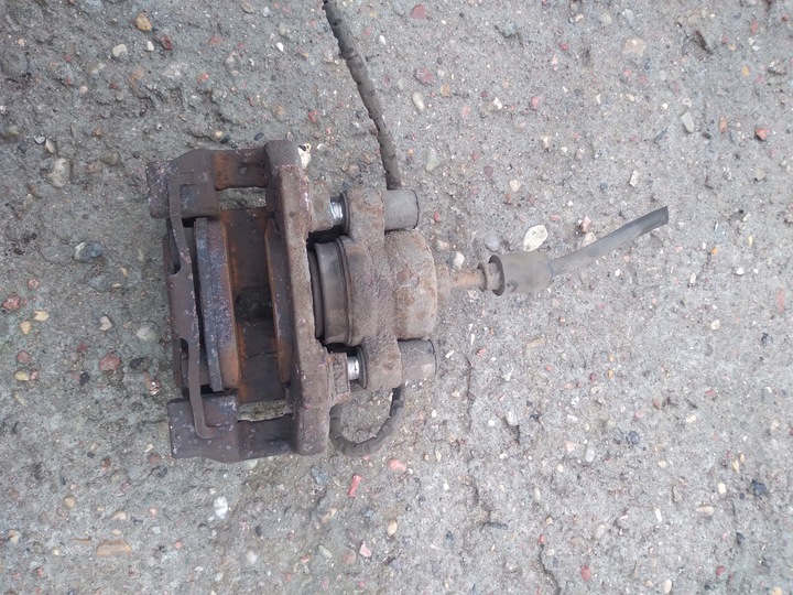 фото №6, Bmw e87 суппорт тормозной левый зад 120d 120i рестайлинг