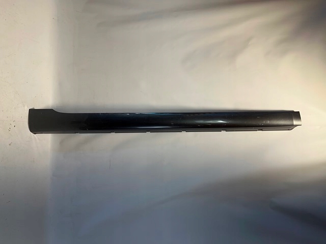 фото №1, Планка порогова права bentley fs рестайлінг 4w0853200a