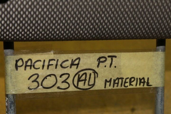 фото №6, Підголівник сидіння праве зад pacifica матеріал