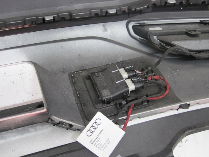 фото №9, Бампер audi q3 83a 20r 6pdc модуль зад задній