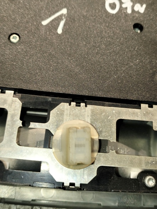 фото №7, Bmw e87 1 07r лампа освітлення інтер'єру перед стеля 9137479