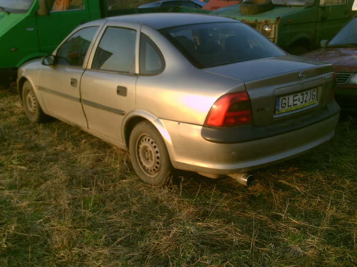 фото №16, Opel vectra b лампи фара перед комплект, капот крило бампер kolorz146