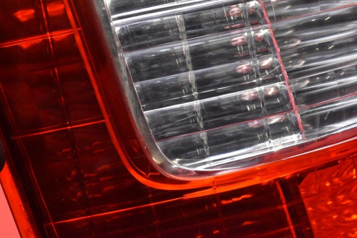 фото №13, Фара ліва зад задня mazda mpv lw 99-03