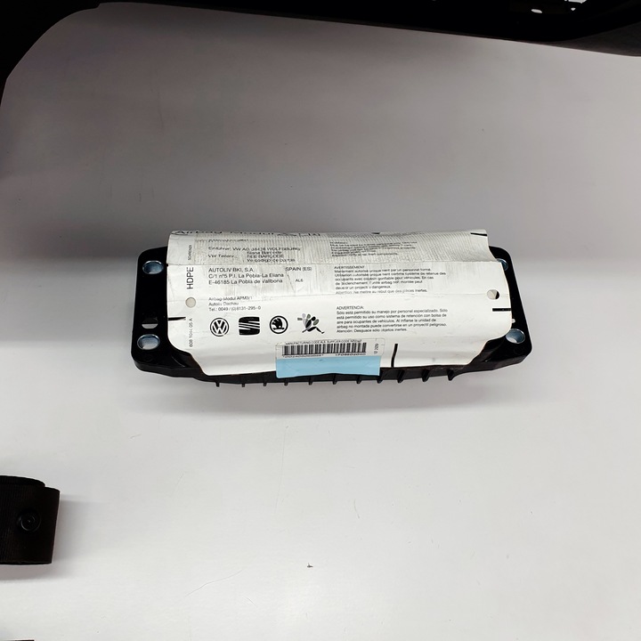 фото №7, Leon ii 2 панель консоль подушки ремені подушка безпеки