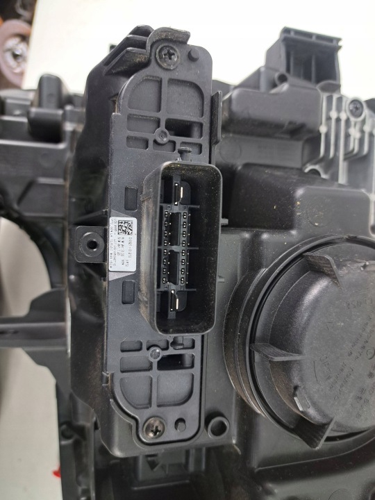 фото №10, Kia ev9 ліва передня фара повний led 92101d0100