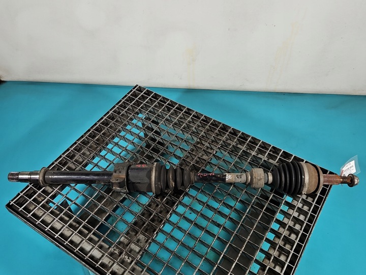 фото №1, Піввісь перед права toyota avensis iii t27 t29 2.0 d4d механічна коробка передач