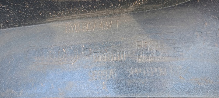 фото №13, Бампер перед передний audi a3 s3 s-line 8y0 20-24rok 8y0807437f оригинал